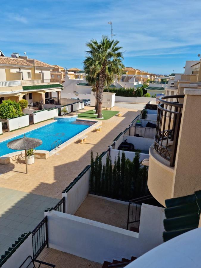 克萨达城Agradable Adosado Con Piscina别墅 外观 照片