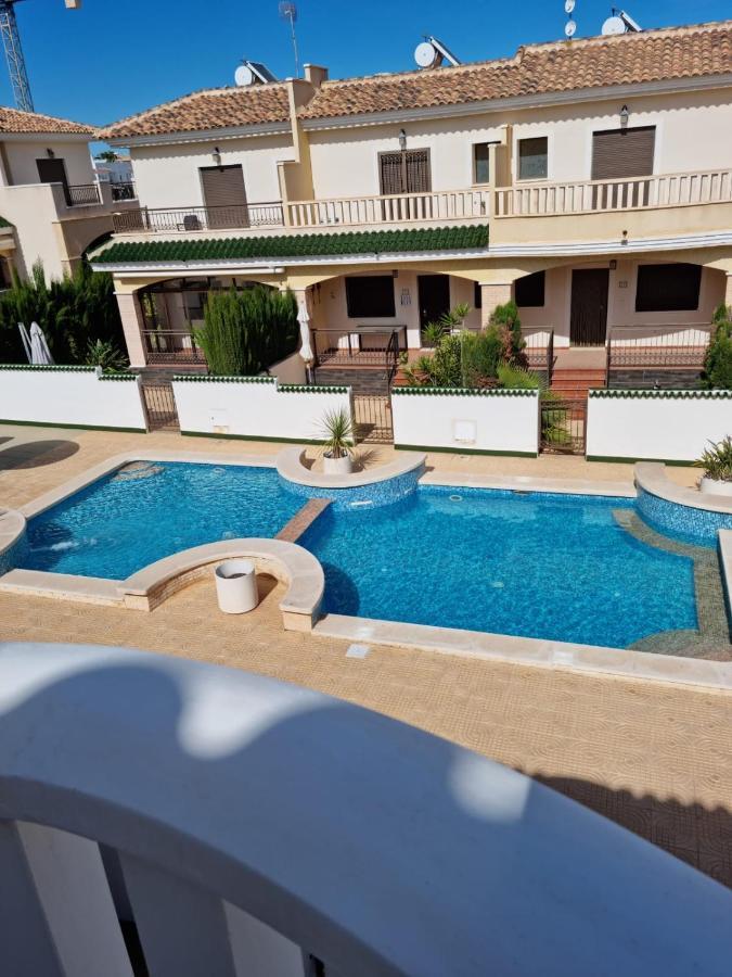 克萨达城Agradable Adosado Con Piscina别墅 外观 照片